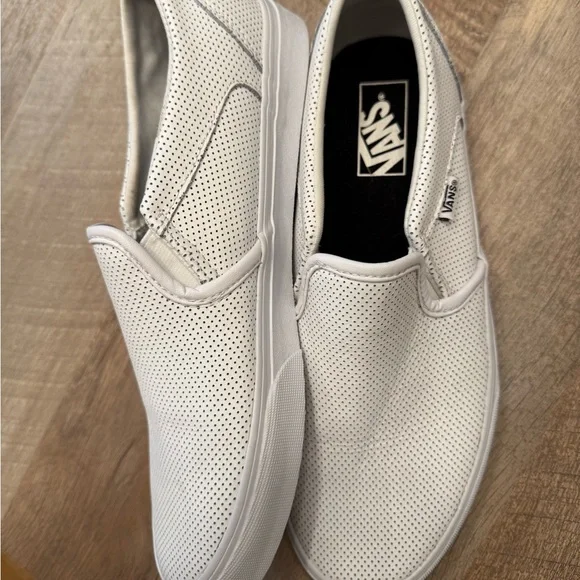 Classic Slip On Vans Perforated Leather White Shoe - Picture 4 of 5